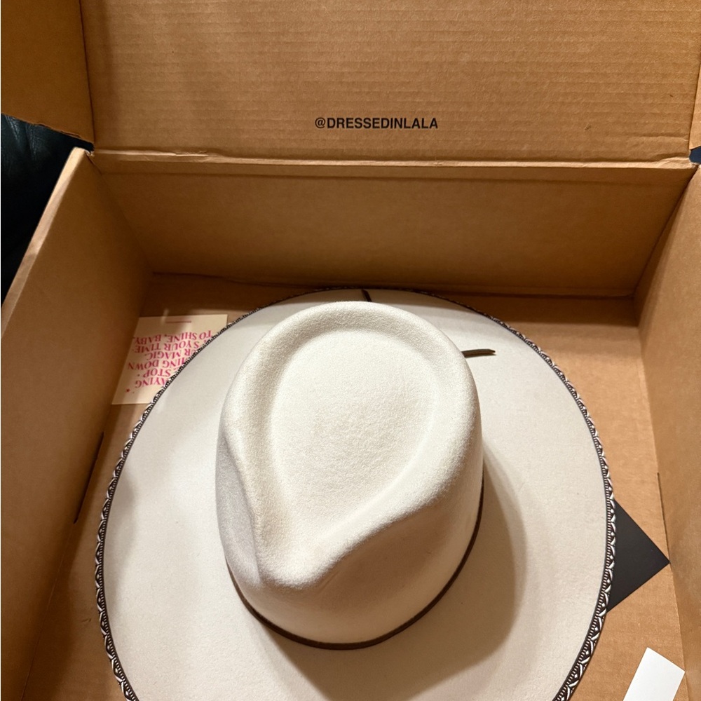 Elegant Cream Western Hat